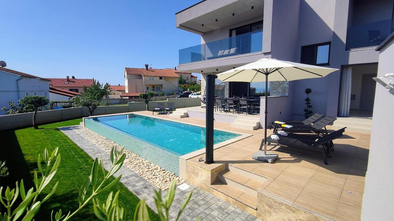 Villa Leola Лижнян Экстерьер фото